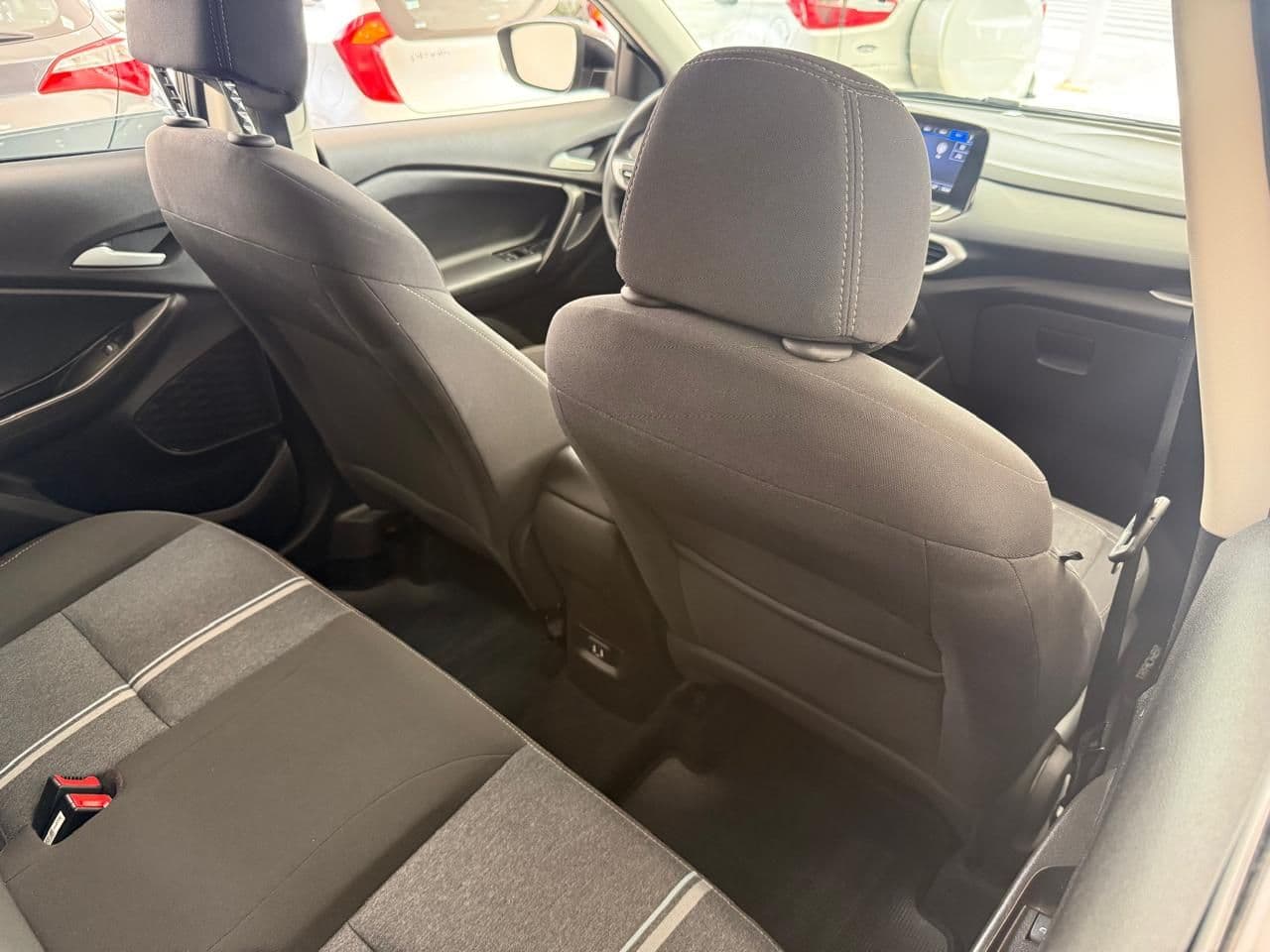 Chevrolet Tracker LT 1.0 Turbo AT — foto 19 de 23