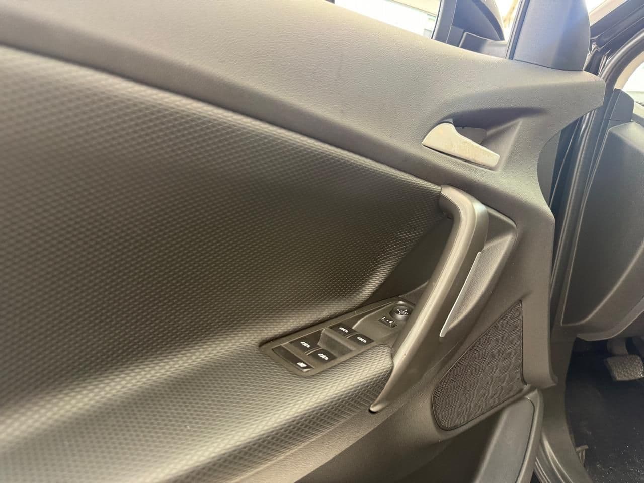 Chevrolet Tracker LT 1.0 Turbo AT — foto 21 de 23