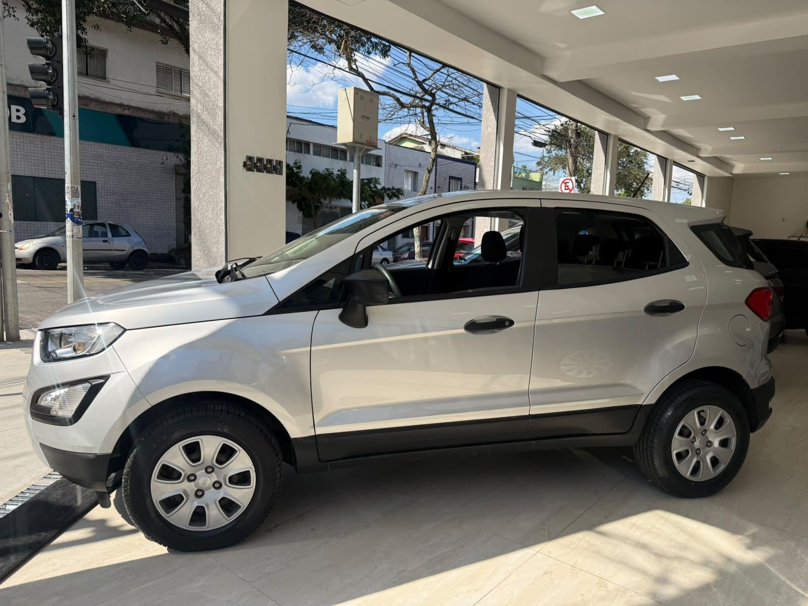 Ford EcoSport SE 1.5 AT — foto 3 de 13