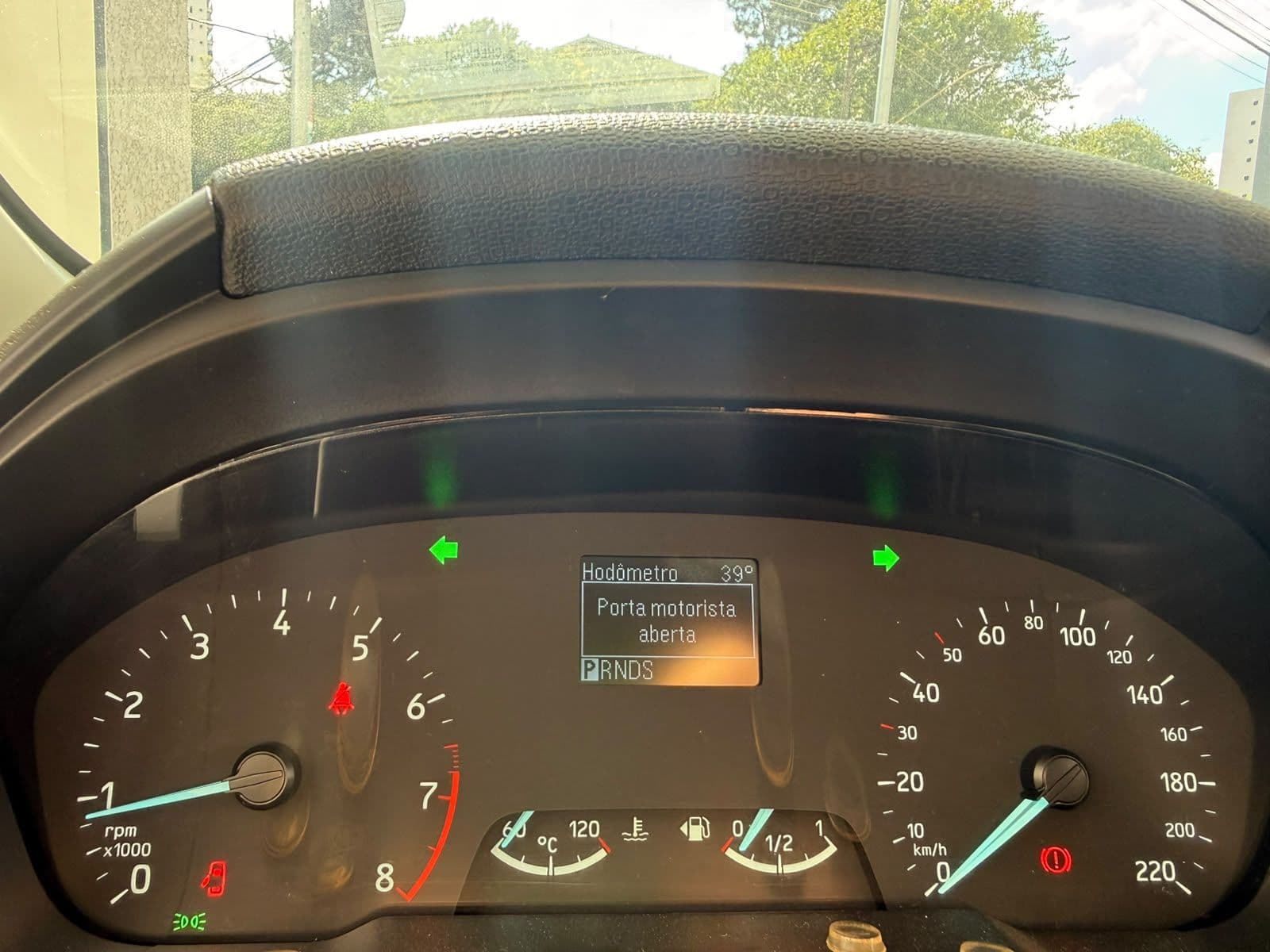 Ford EcoSport SE 1.5 AT — foto 10 de 13