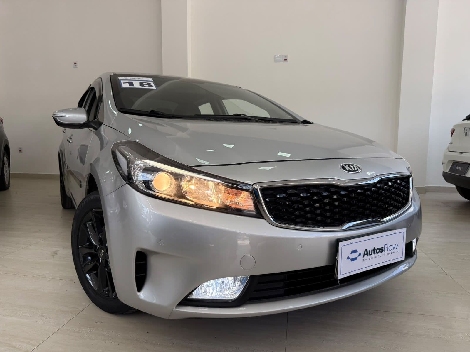 Kia Cerato 1.6 AT — foto 2 de 19