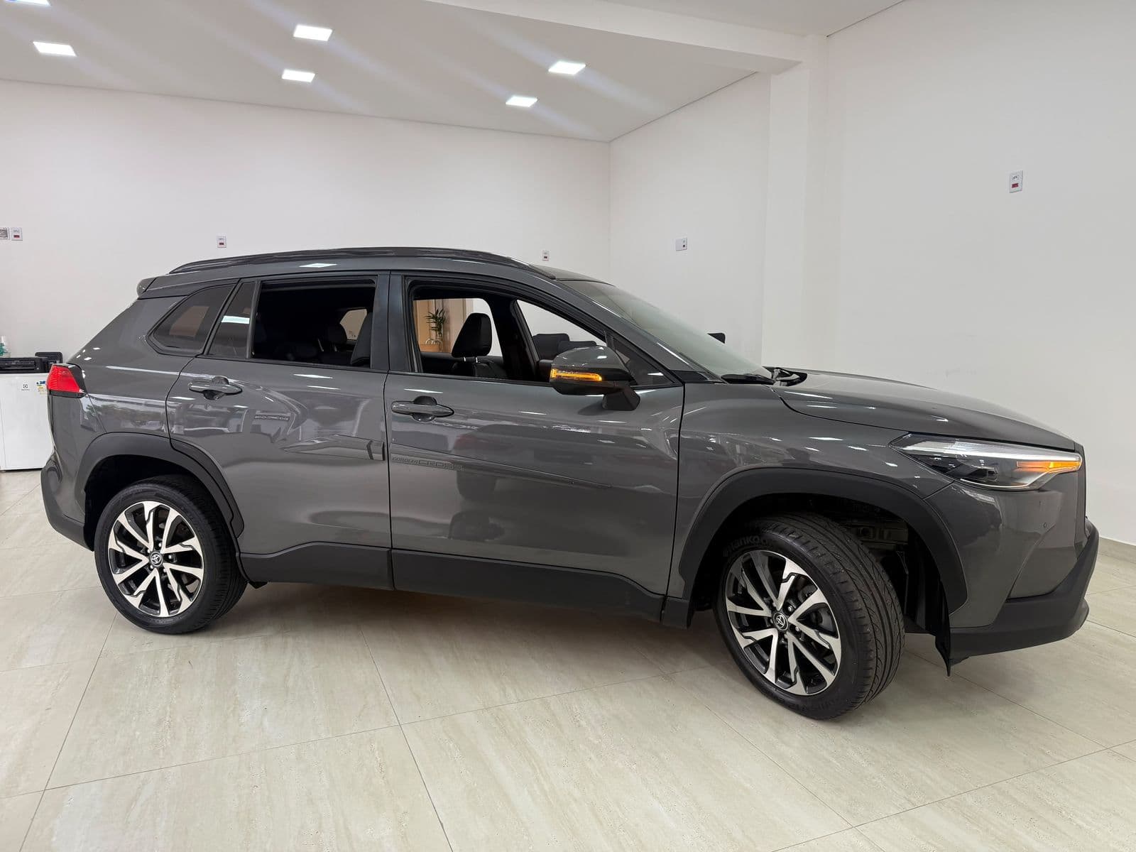 Toyota Corolla Cross XRE 2.0 — foto 3 de 22