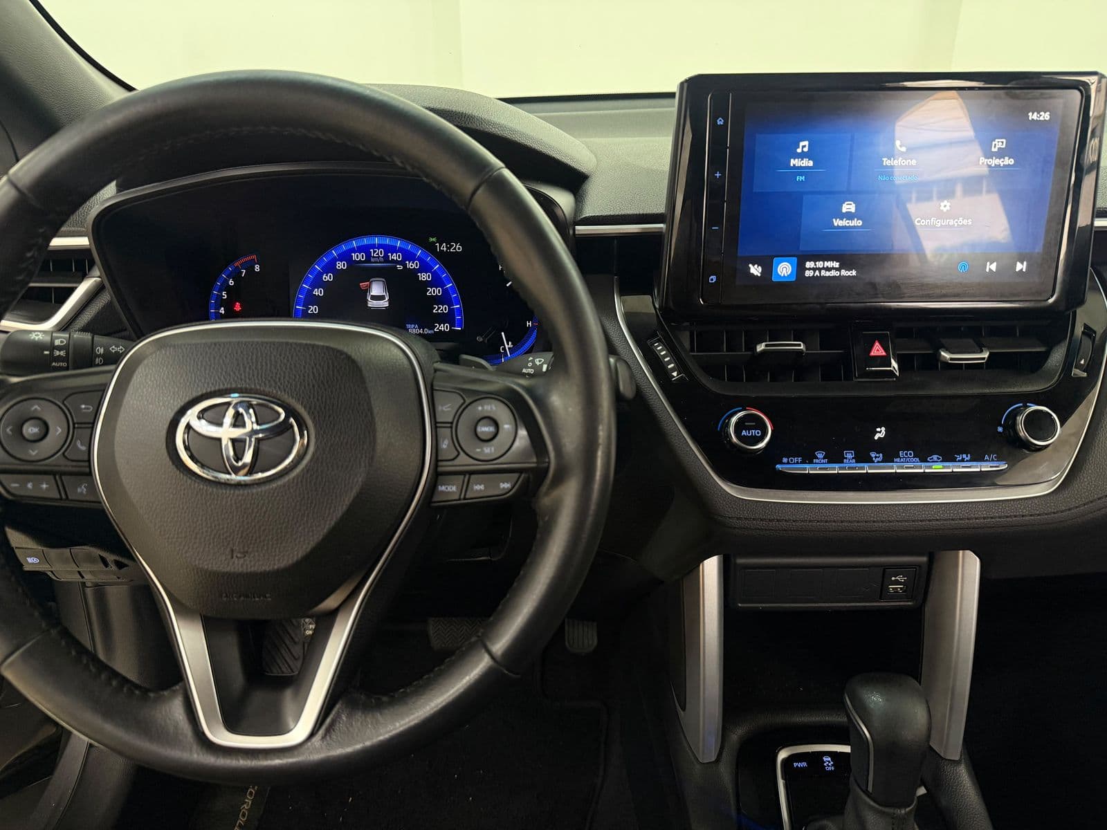Toyota Corolla Cross XRE 2.0 — foto 13 de 22