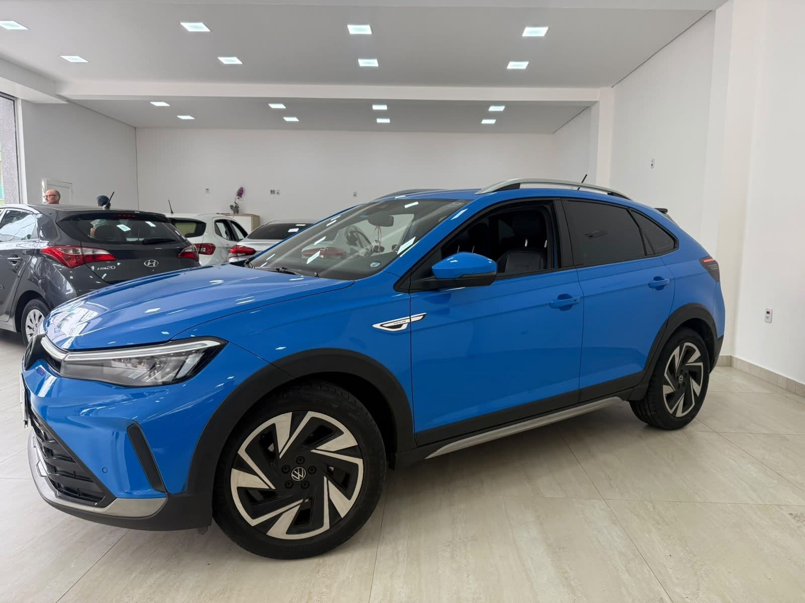 Volkswagen Nivus Highline 1.0 TSI — foto 7 de 16