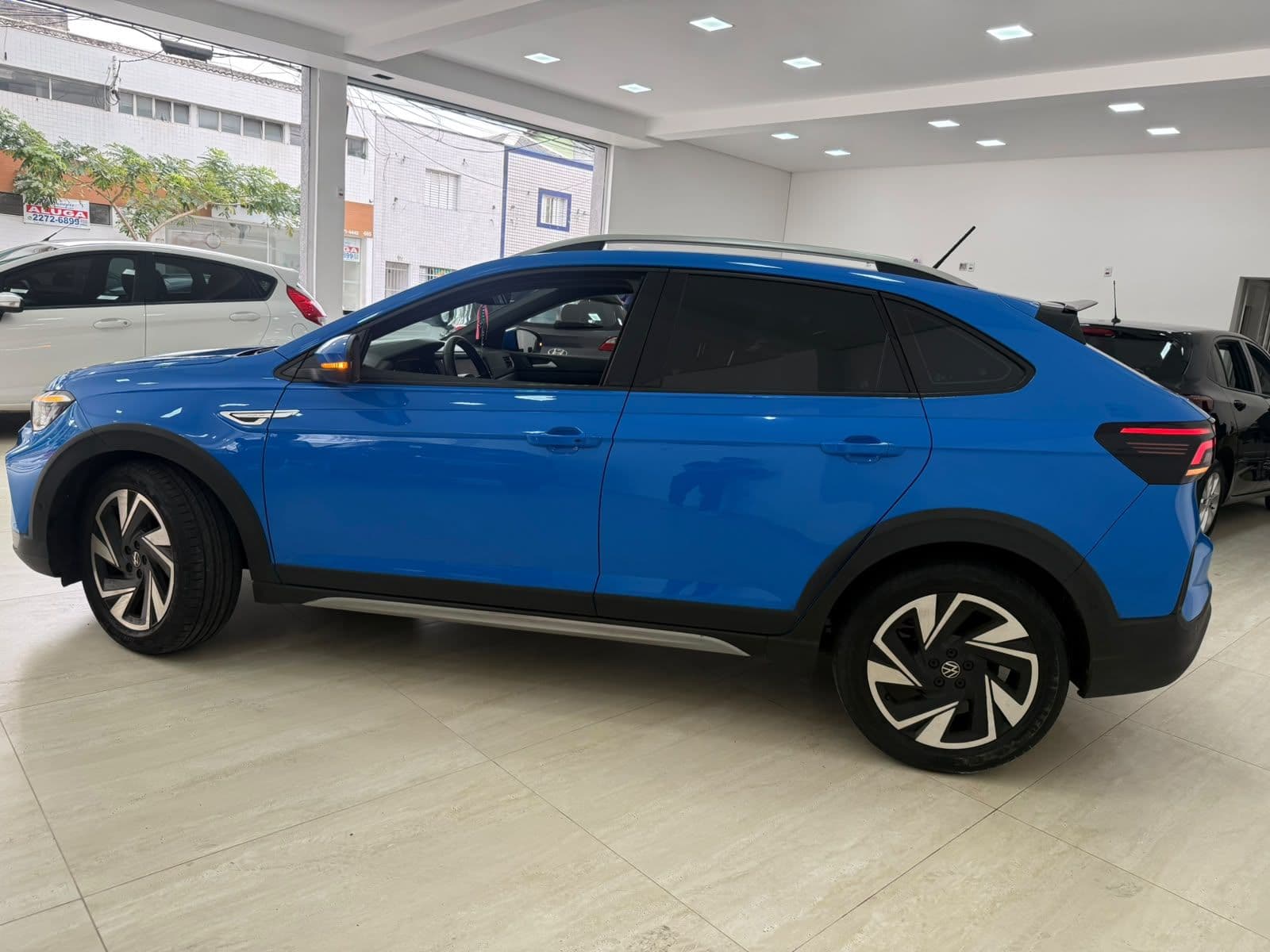 Volkswagen Nivus Highline 1.0 TSI — foto 9 de 16